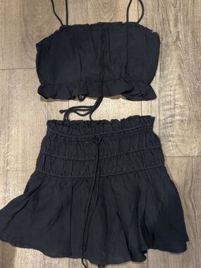 NWOT: Sky to Moon : Black Two-Piece Ruffled Crop Top & Skirt Set: Size Medium